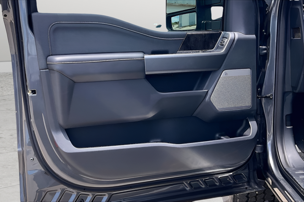 New 2026 Carbonized Gray Metallic Ford Lariat image 12