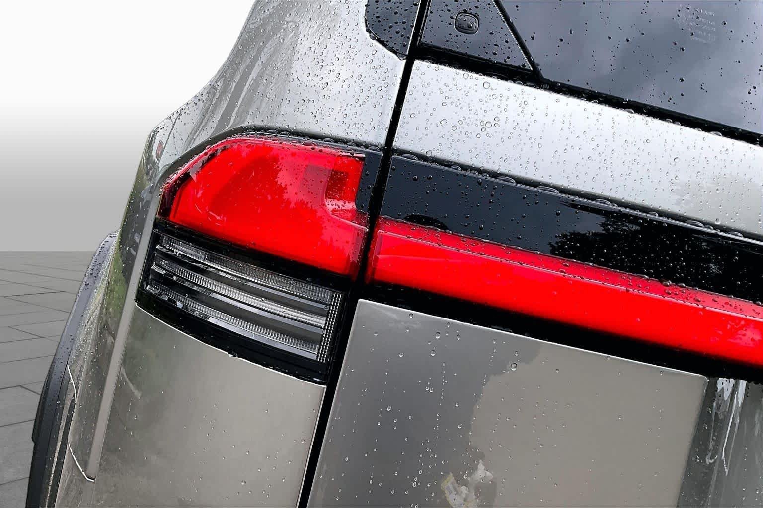 Used 2025 Atomic Silver/Black Roof Lexus Overtrail+ image 29
