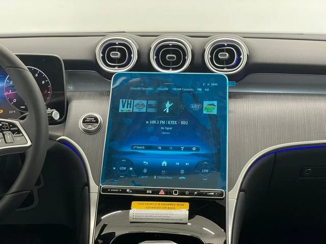 New 2027 Black Mercedes-Benz GLC 300 image 4