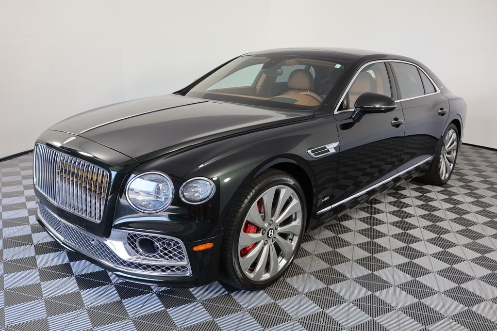 Used 2021 Black Bentley W12 image 4