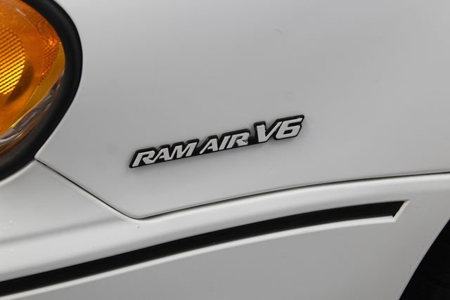 Used 2001 White Pontiac GT image 14