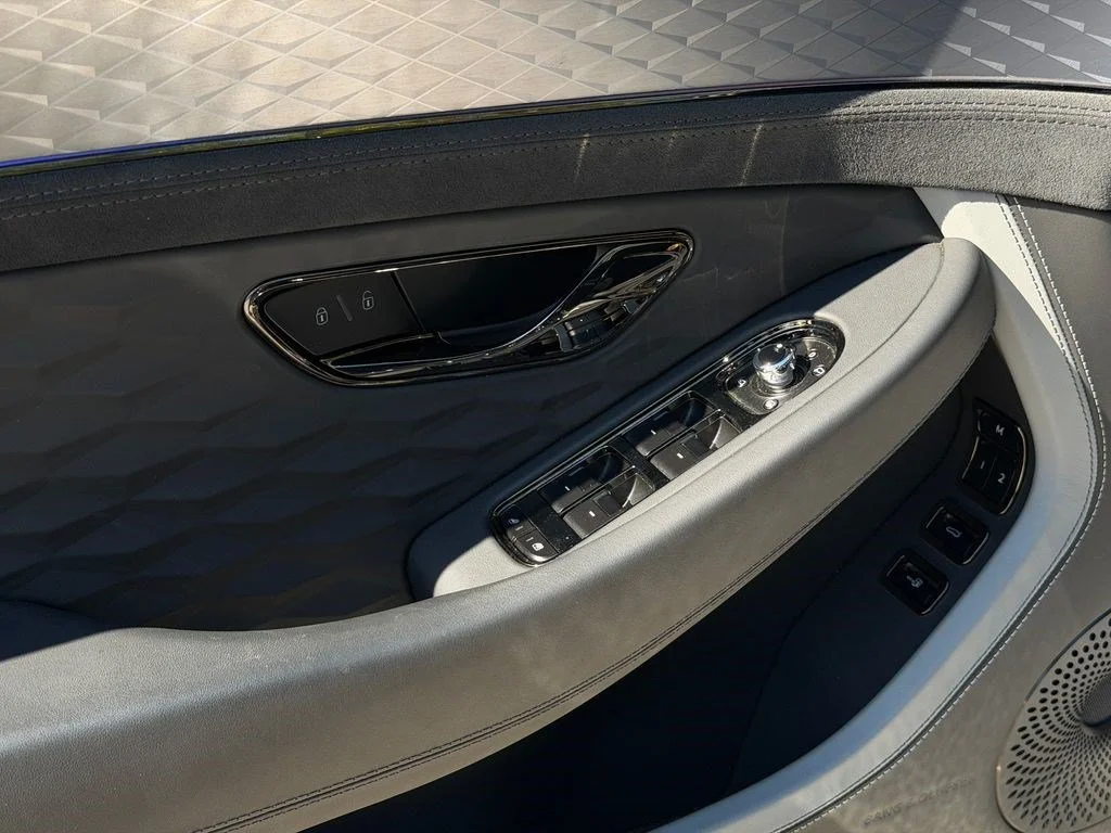Used 2025 Onyx Bentley GT Speed image 16