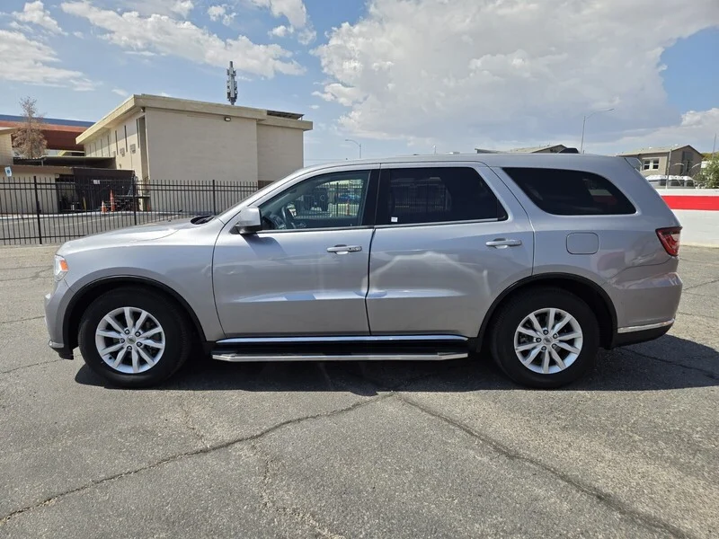 Used 2019 Billet Clearcoat Dodge SXT image 2