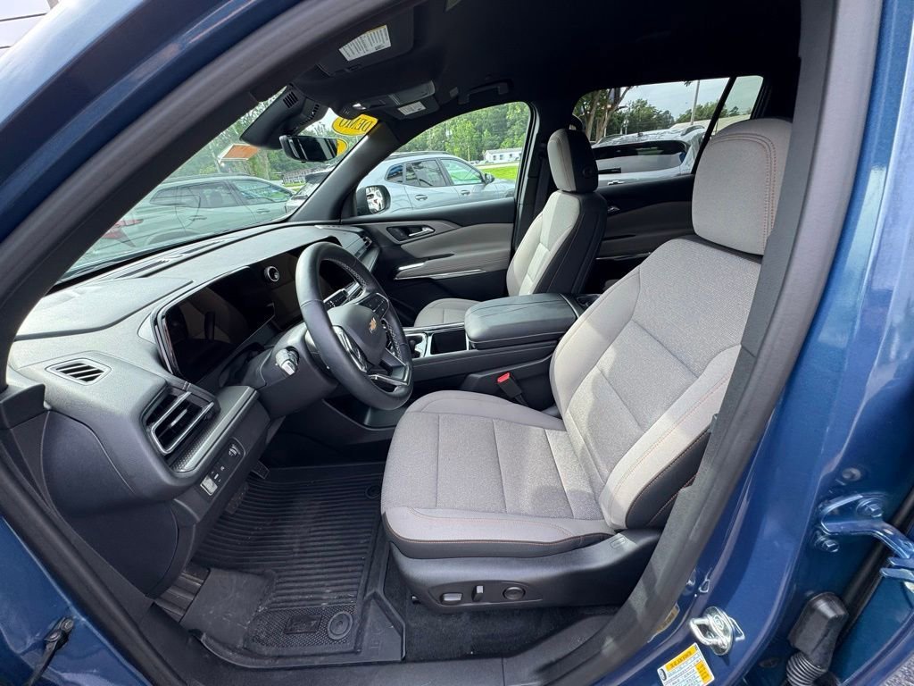 2026 Chevrolet Traverse LT - Photo 11