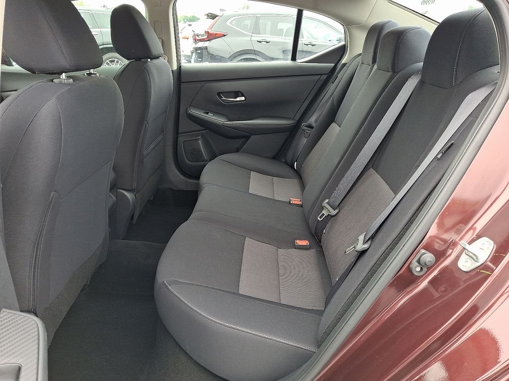 Used 2023  Nissan SV image 11