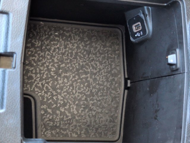 Used 2026 White Jeep Sahara image 33