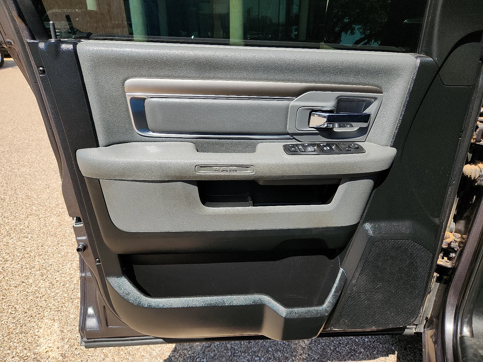 Used 2018 Gray Ram SLT image 14