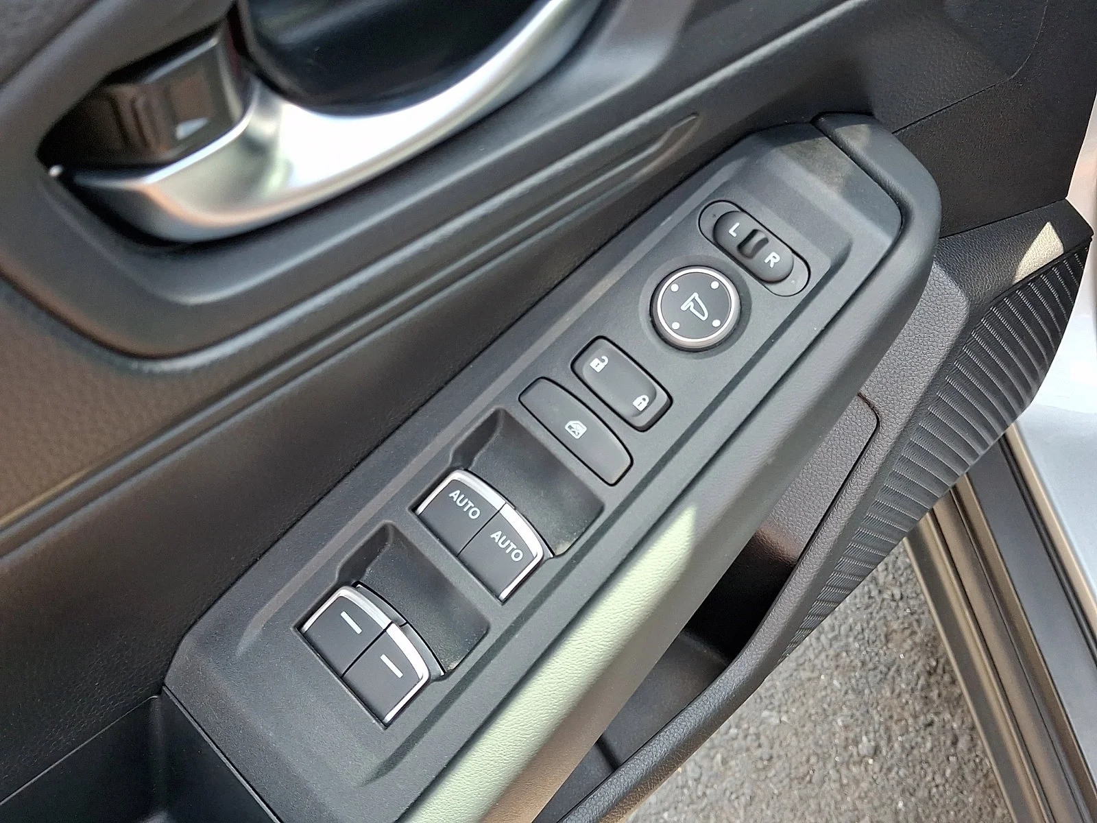 2025 Honda Accord LX - Photo 54
