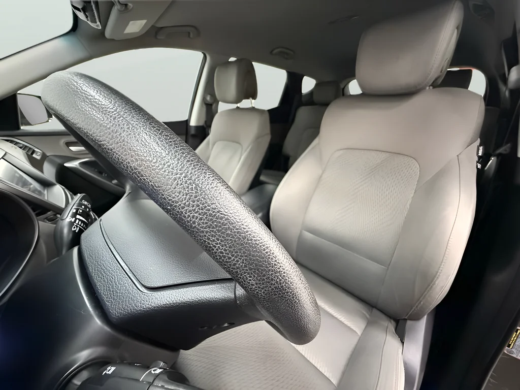 Used 2018 Gray Hyundai 2.4 Base image 12