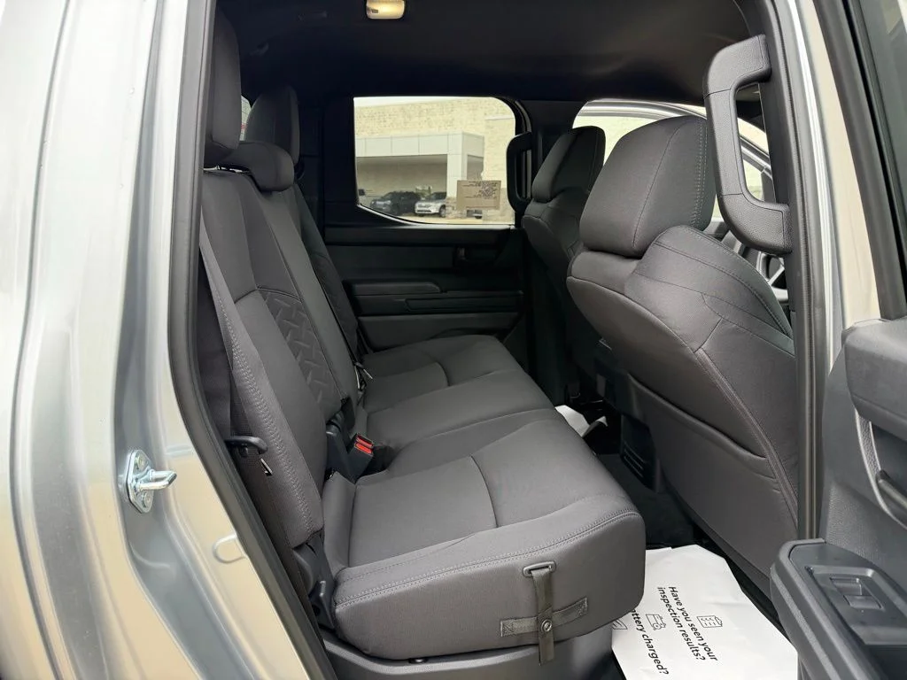 2026 Toyota Tacoma SR5 - Photo 32