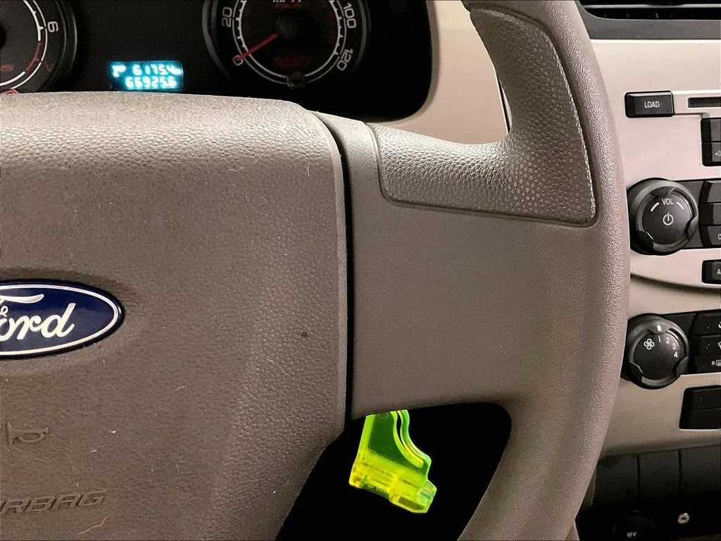 Used 2008 Black Ford S image 23