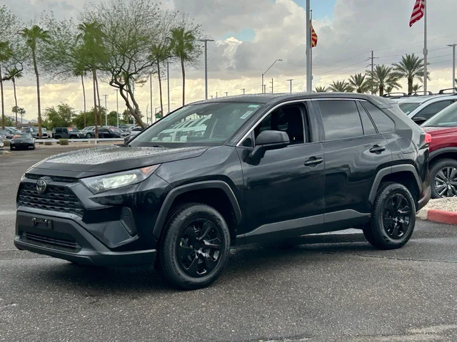 2022 Toyota RAV4 LE