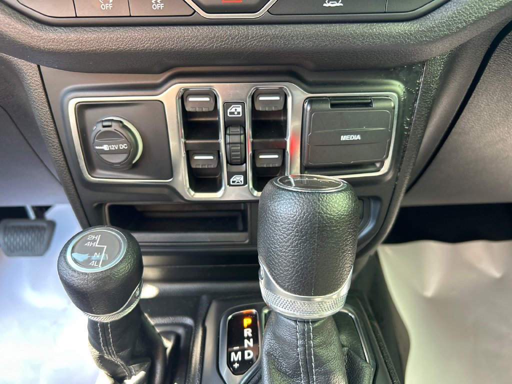 Used 2024 Black Jeep Sport S image 20