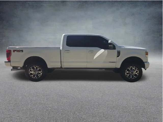 Used 2022 White Ford Lariat image 17