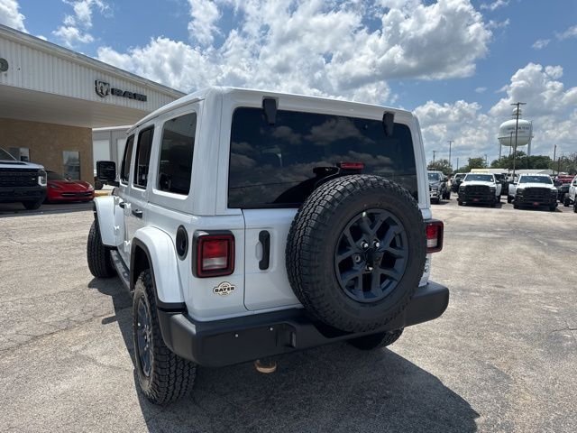 New 2026 Bright White Clear-Coat Exterior Paint Jeep 85th Anniversary Edition image 5