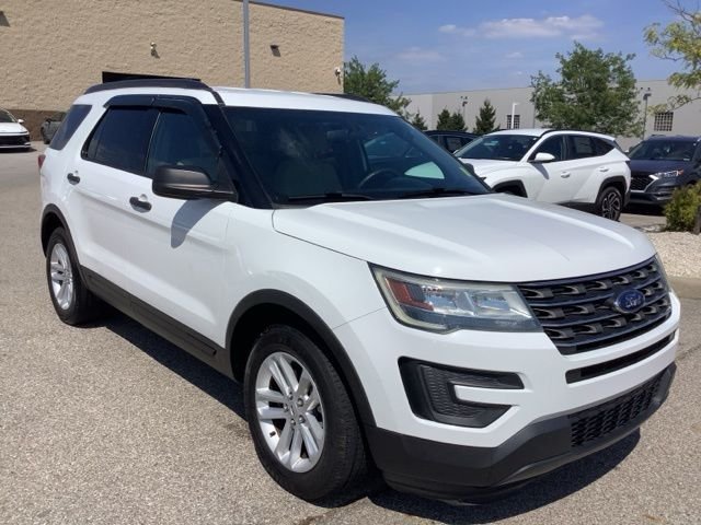 Used 2016 Oxford White Ford Base image 3