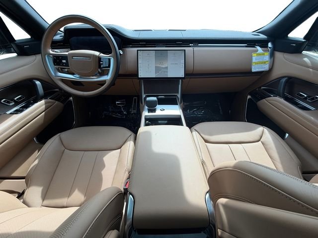 New 2026 Fuji White Land Rover SE image 12