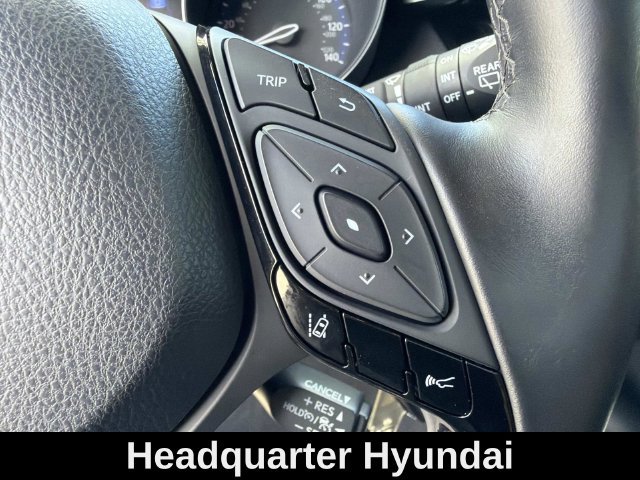 Used 2018 Silver Toyota XLE image 21