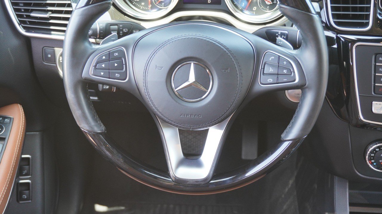 Used 2019 Black Mercedes-Benz GLS 550 image 29