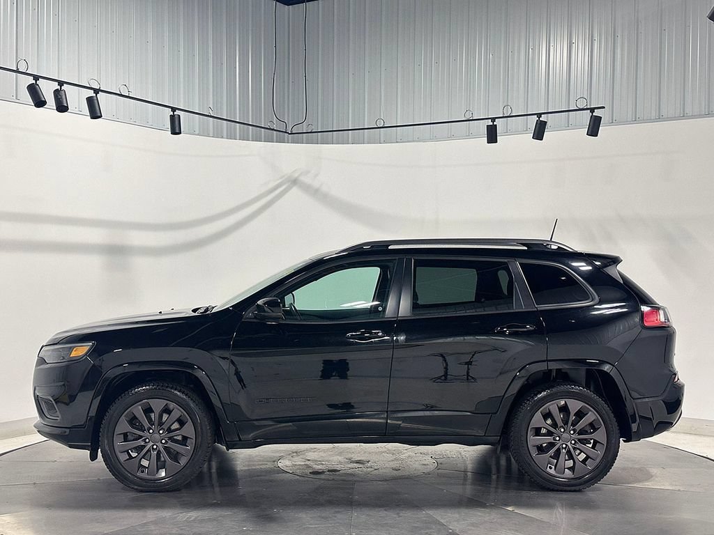 Used 2019  Jeep High Altitude image 16