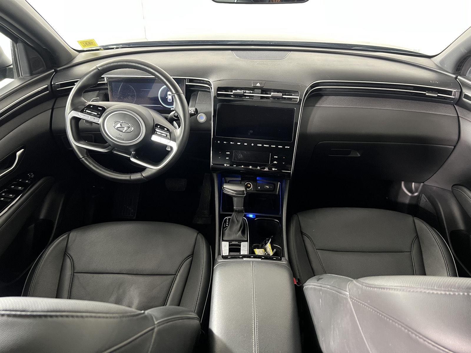 Used 2023 Phantom Black Hyundai Limited image 2