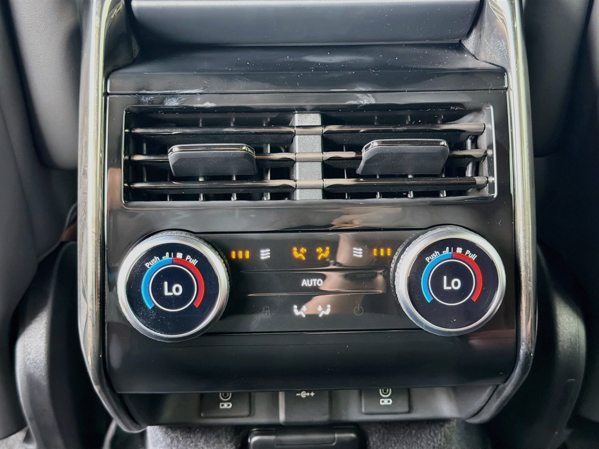 New 2026 Gray Land Rover Dynamic SE image 21