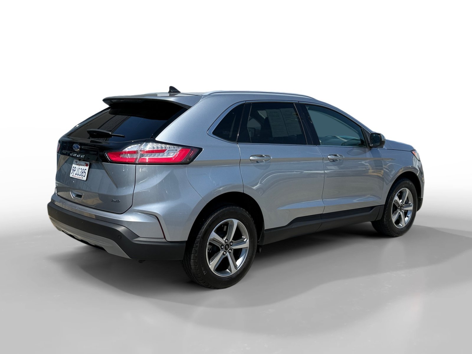 Used 2024 Silver Metallic Ford SEL image 5