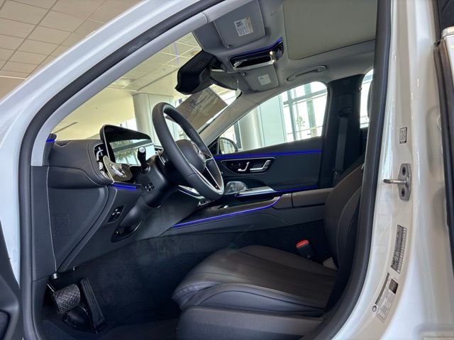 2025 Mercedes-Benz E-Class E350 - Photo 17