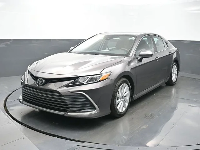 Used 2023 Gray Toyota LE image 3