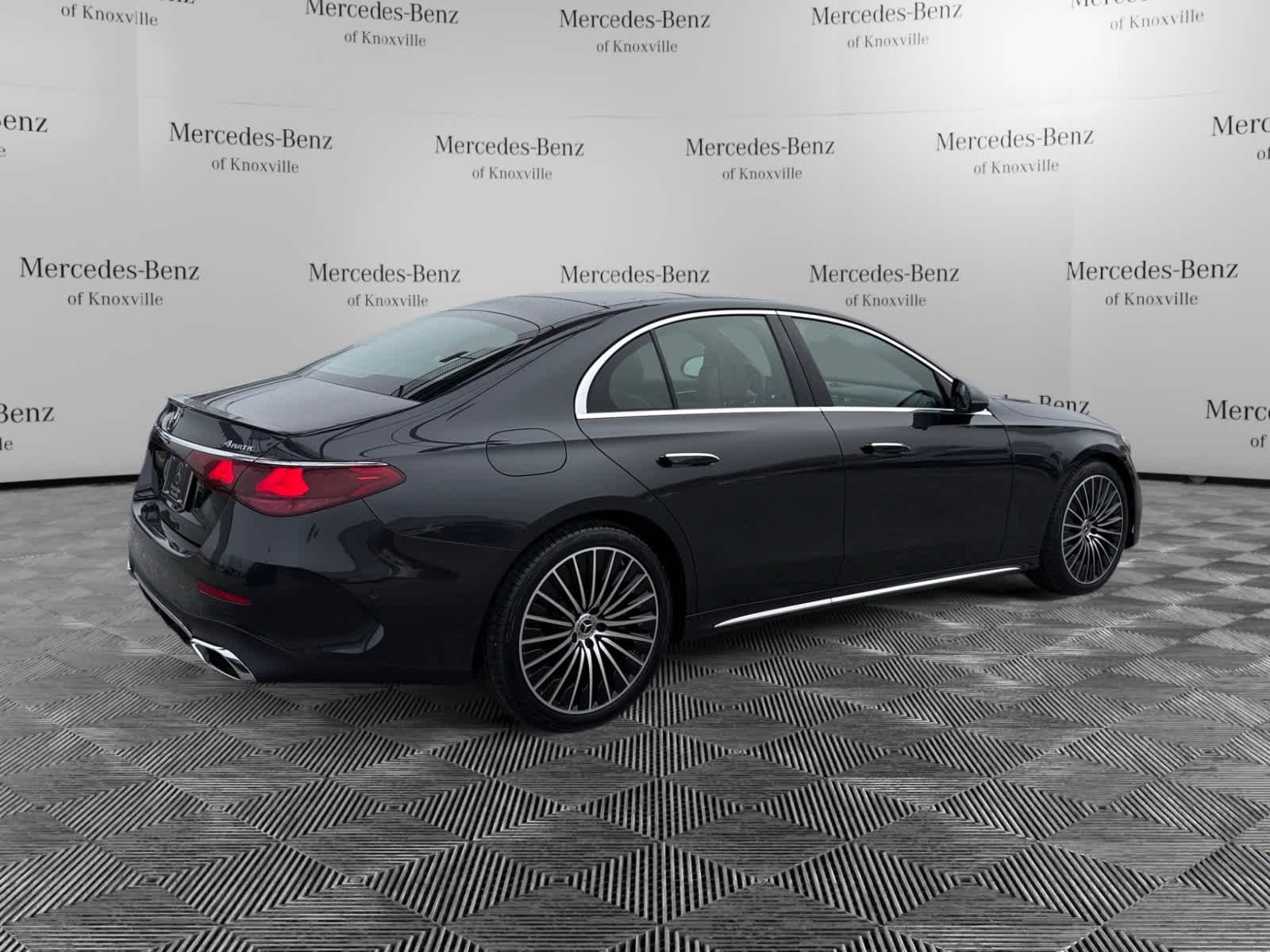 New 2026 Graphite Grey Metallic Mercedes-Benz E 350 image 5