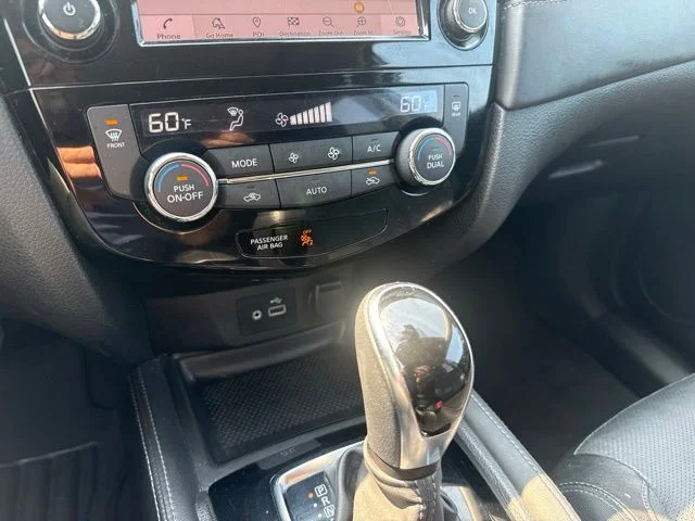 Used 2018 Gray Nissan SL image 19