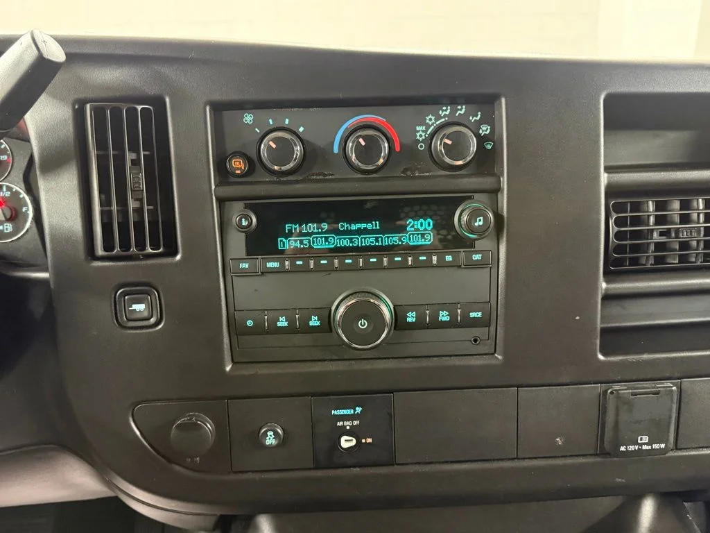 Used 2024 Summit White GMC Work Van image 10