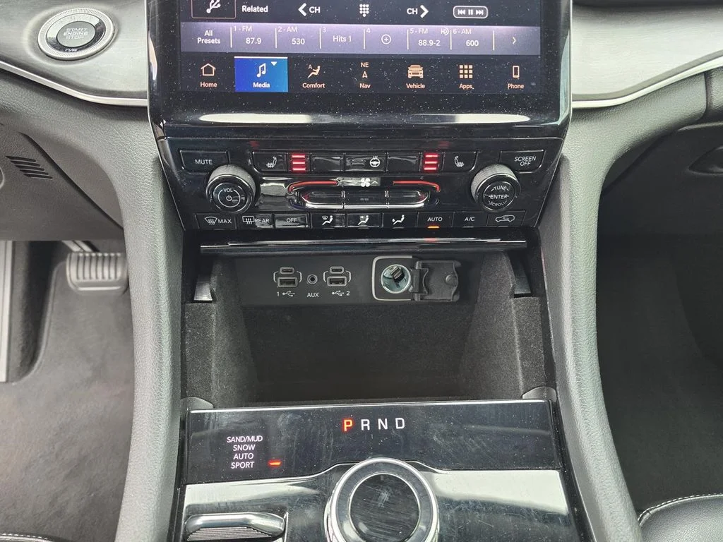 Used 2021 Red Jeep Limited 4x4 image 17