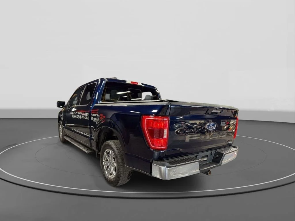 Used 2022 Antimatter Blue Metallic Ford XLT image 7