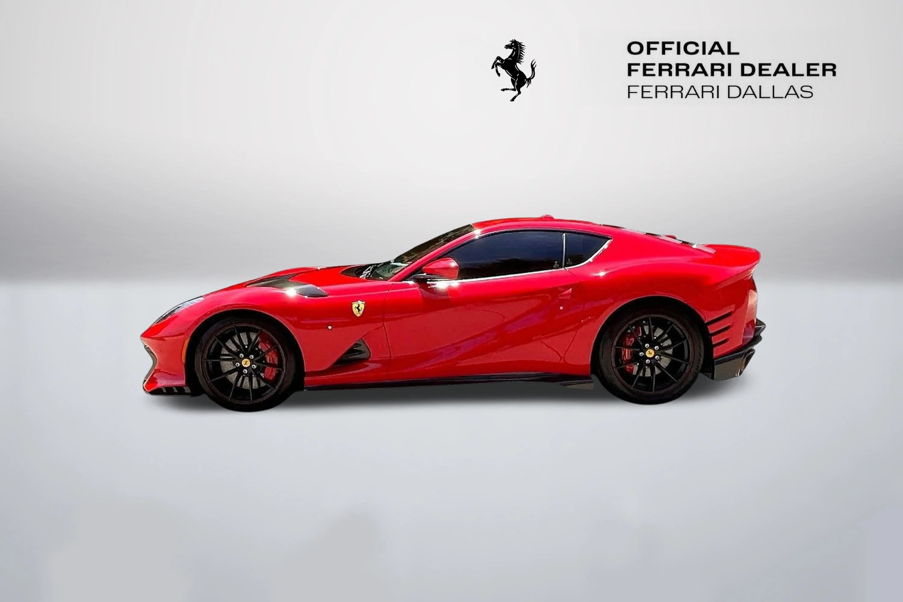 Used 2022 Rosso Corsa Ferrari  image 8