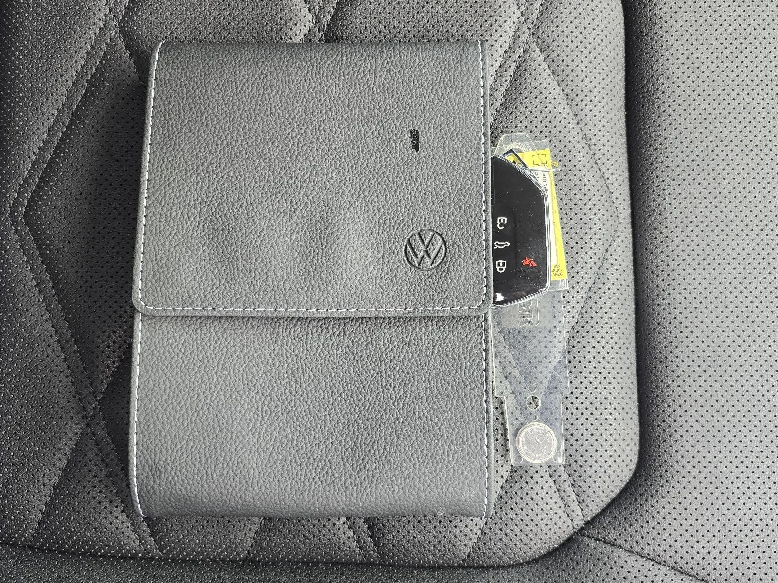 Certified Used 2025 WHITE Volkswagen 2.0T SE image 25