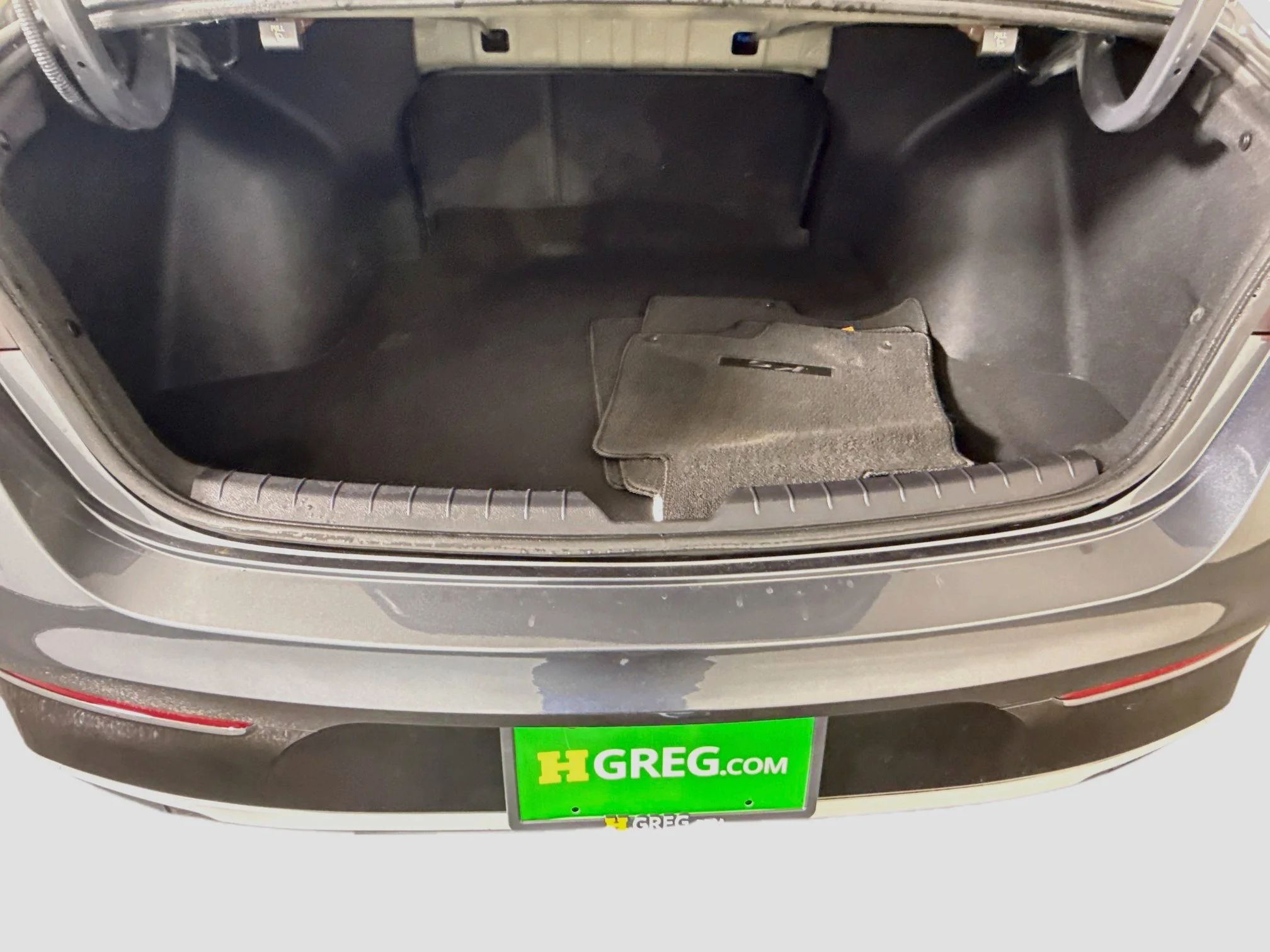 Used 2023 Gravity Gray Kia LXS image 31