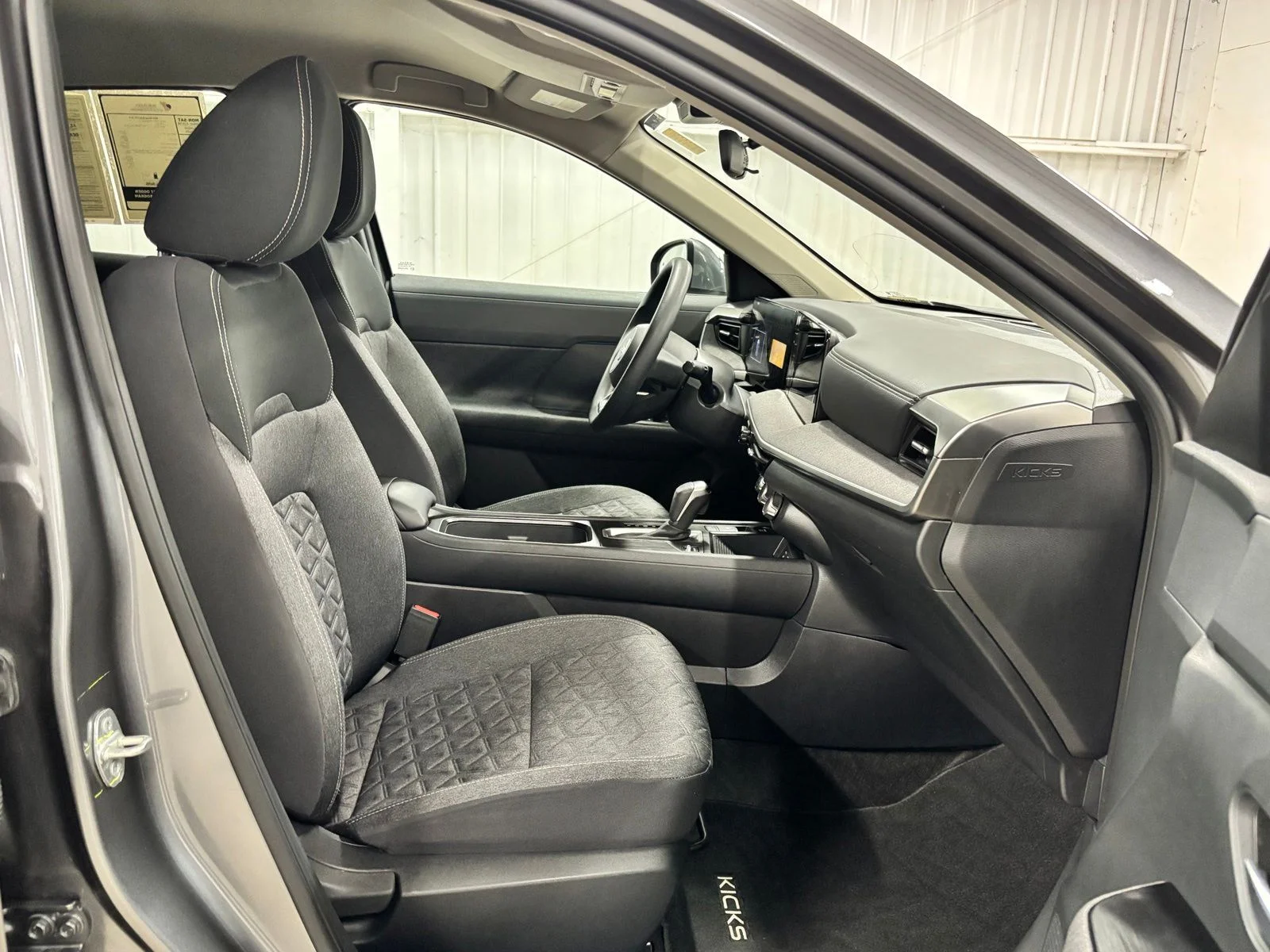 Used 2025 Gray Nissan SV image 21