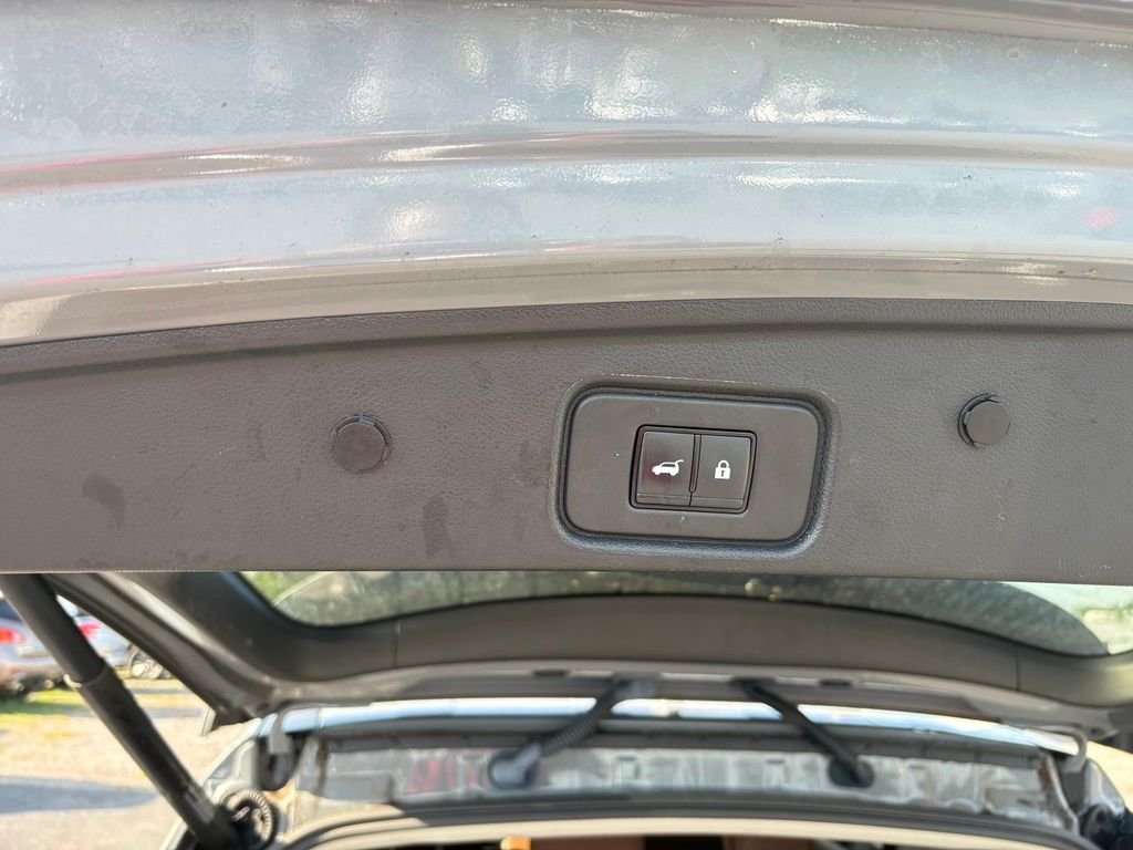 Certified Used 2023 Gray Nissan Platinum image 9