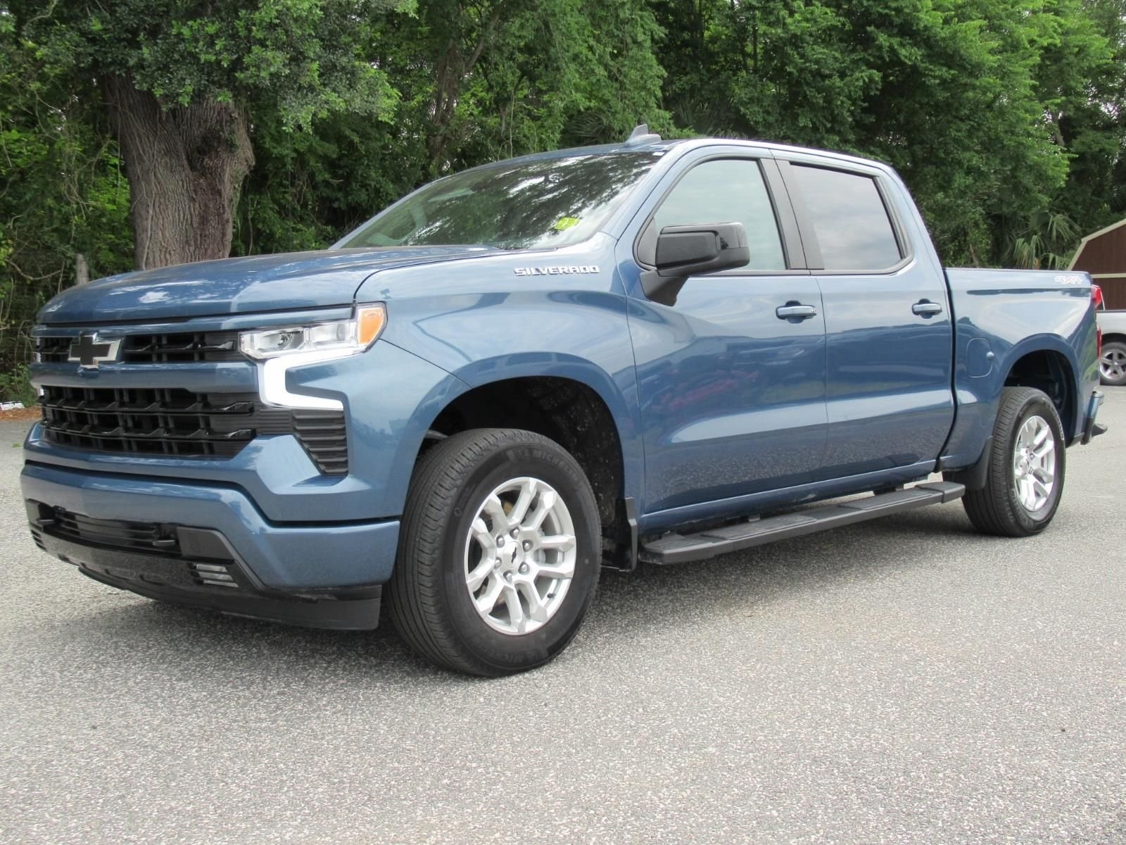 Used 2024 Blue Chevrolet RST image 3