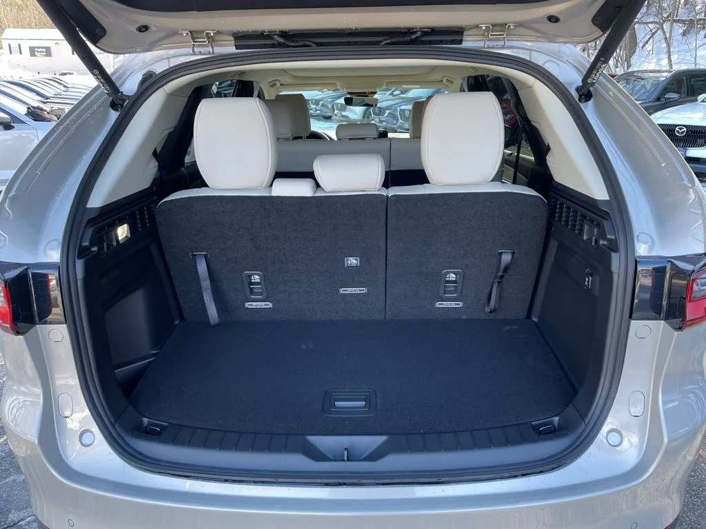 2026 Mazda CX-90 Premium Package - Photo 9