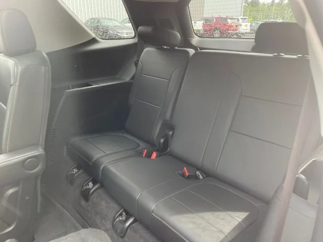 Used 2019 Pearl Chevrolet Premier image 15