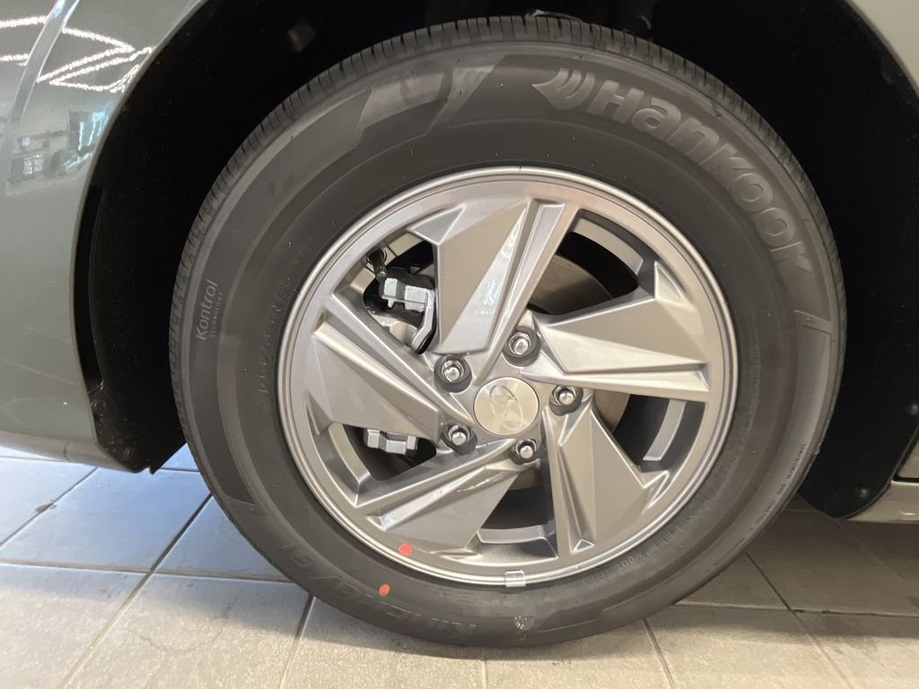 New 2026 Gray Hyundai SE image 9