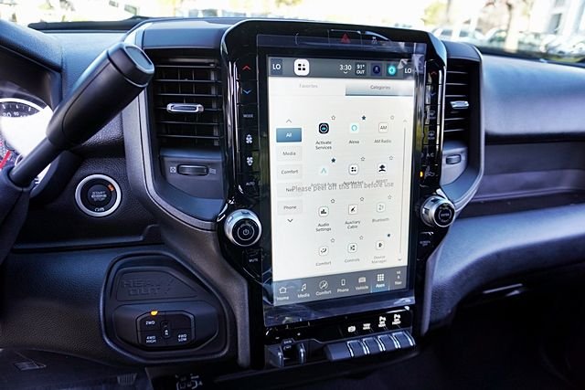 New 2026 Granite Crystal Metallic Clear-Coat Exterior Paint RAM Tradesman image 29