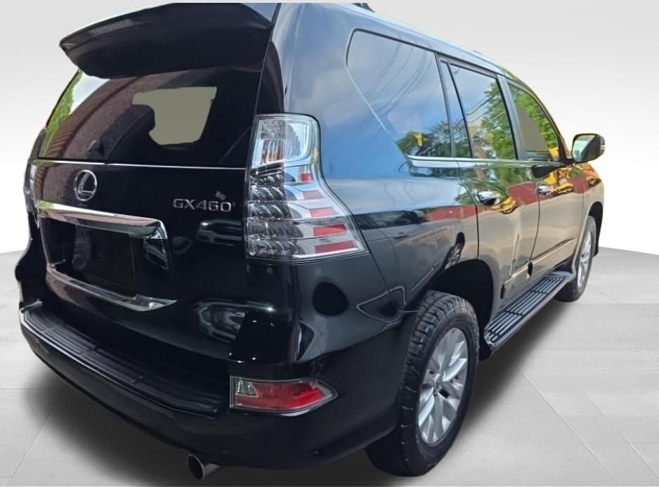 Used 2019 Black Lexus 460 image 4