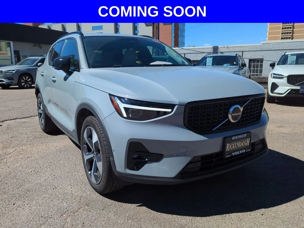 2026 Volvo XC40