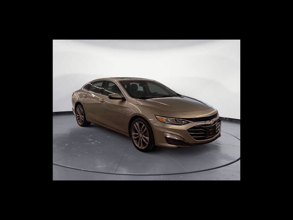 Used 2024 Gray Chevrolet LT image 8