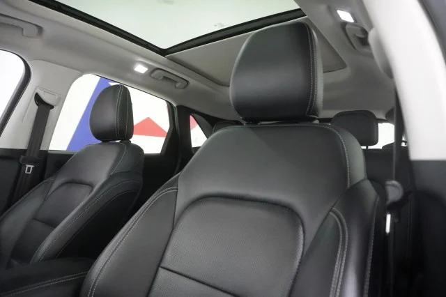 Used 2021 BLUE Ford SEL image 16