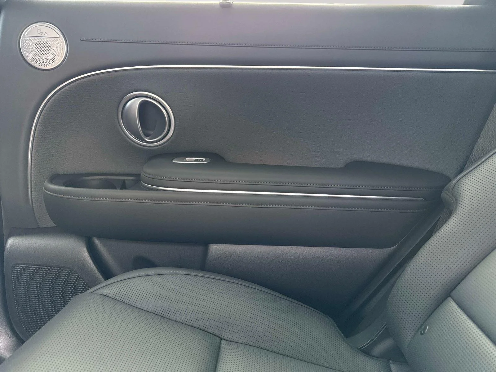 New 2026 Ecotronic Gray Pearl Hyundai Calligraphy image 15