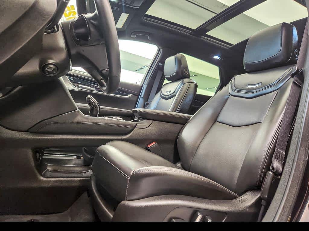 Certified Used 2025 Stellar Black Metallic Cadillac Premium Luxury image 9
